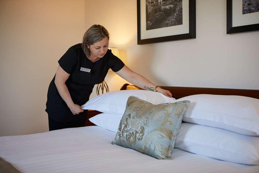Macdonald Drumossie Hotel Inverness Room photo